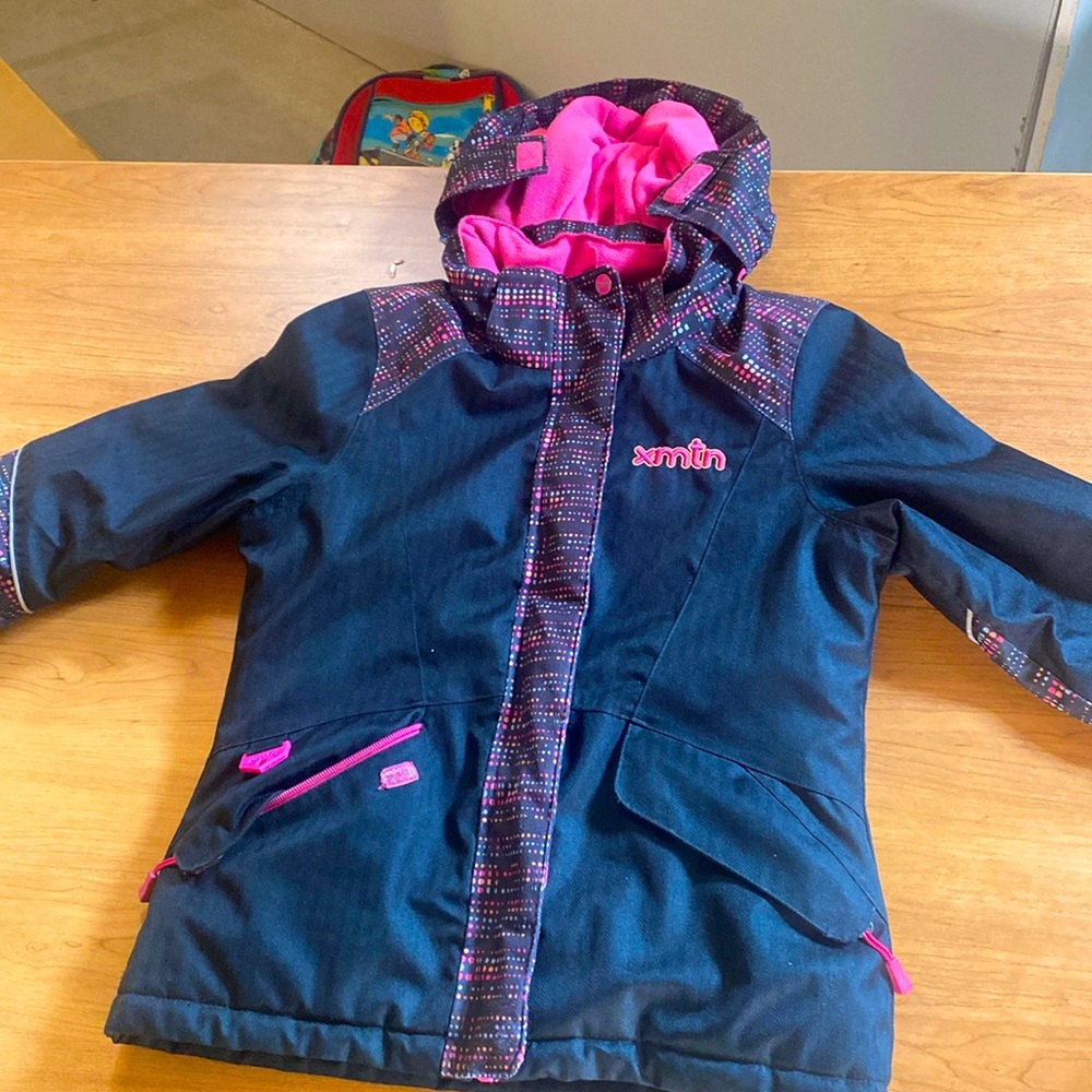 XMTN winter jacket pink and black 8 years